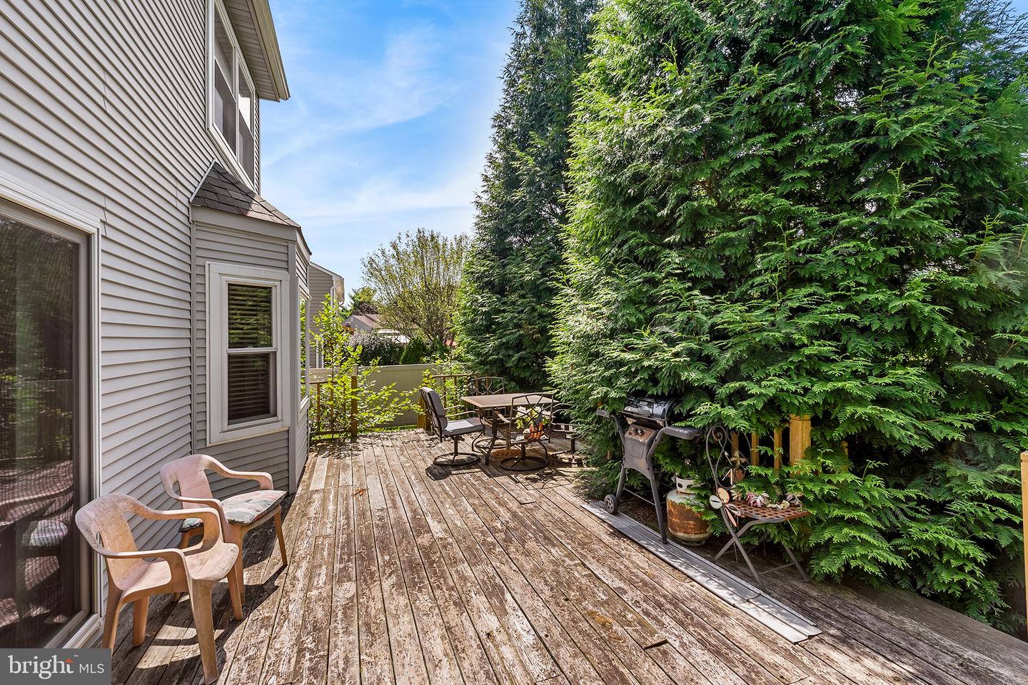 2049 E Wellington Rd