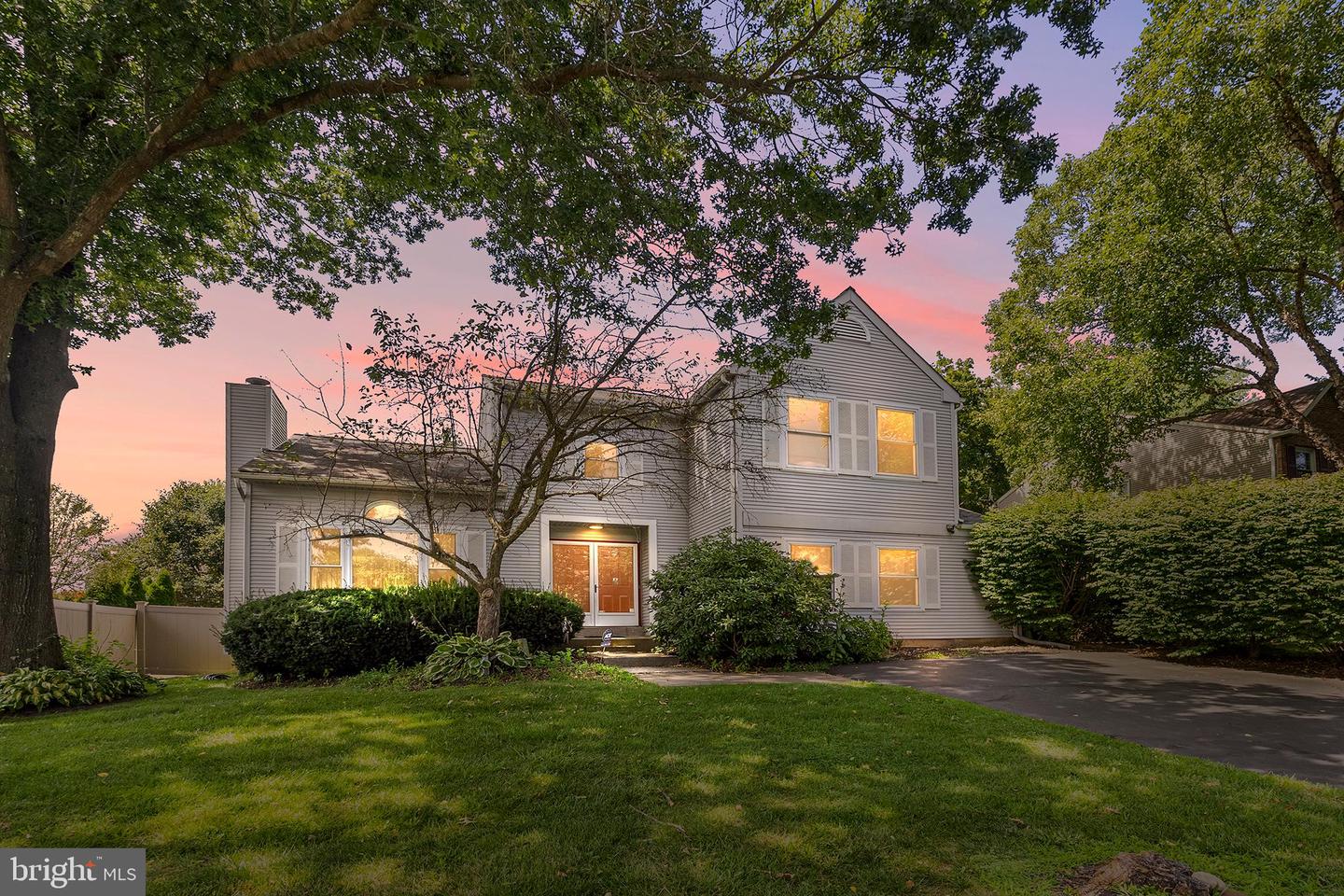 2049 E Wellington Rd