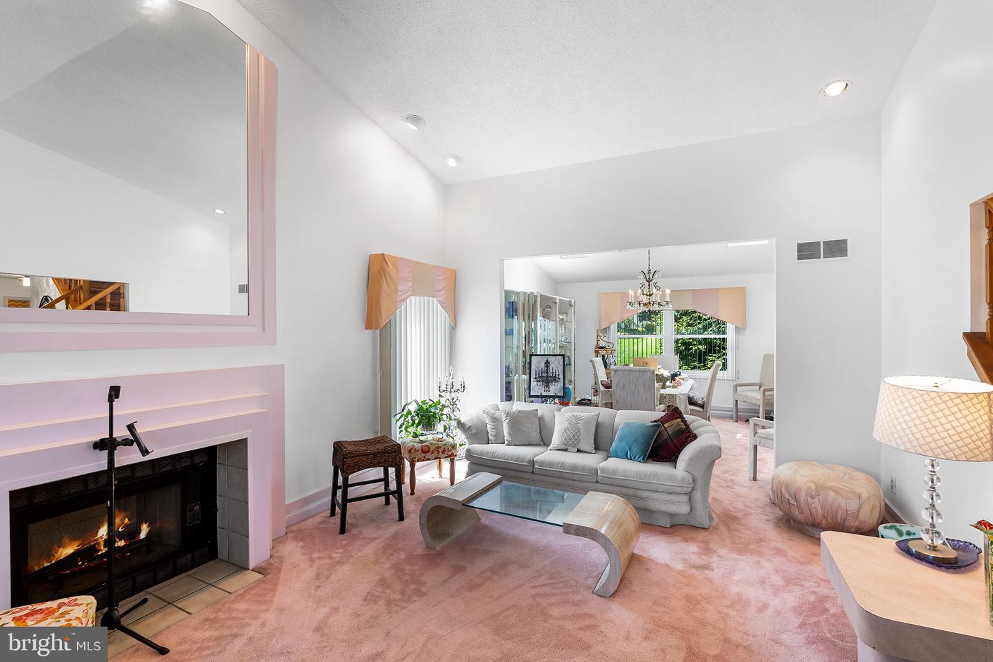 2049 E Wellington Rd