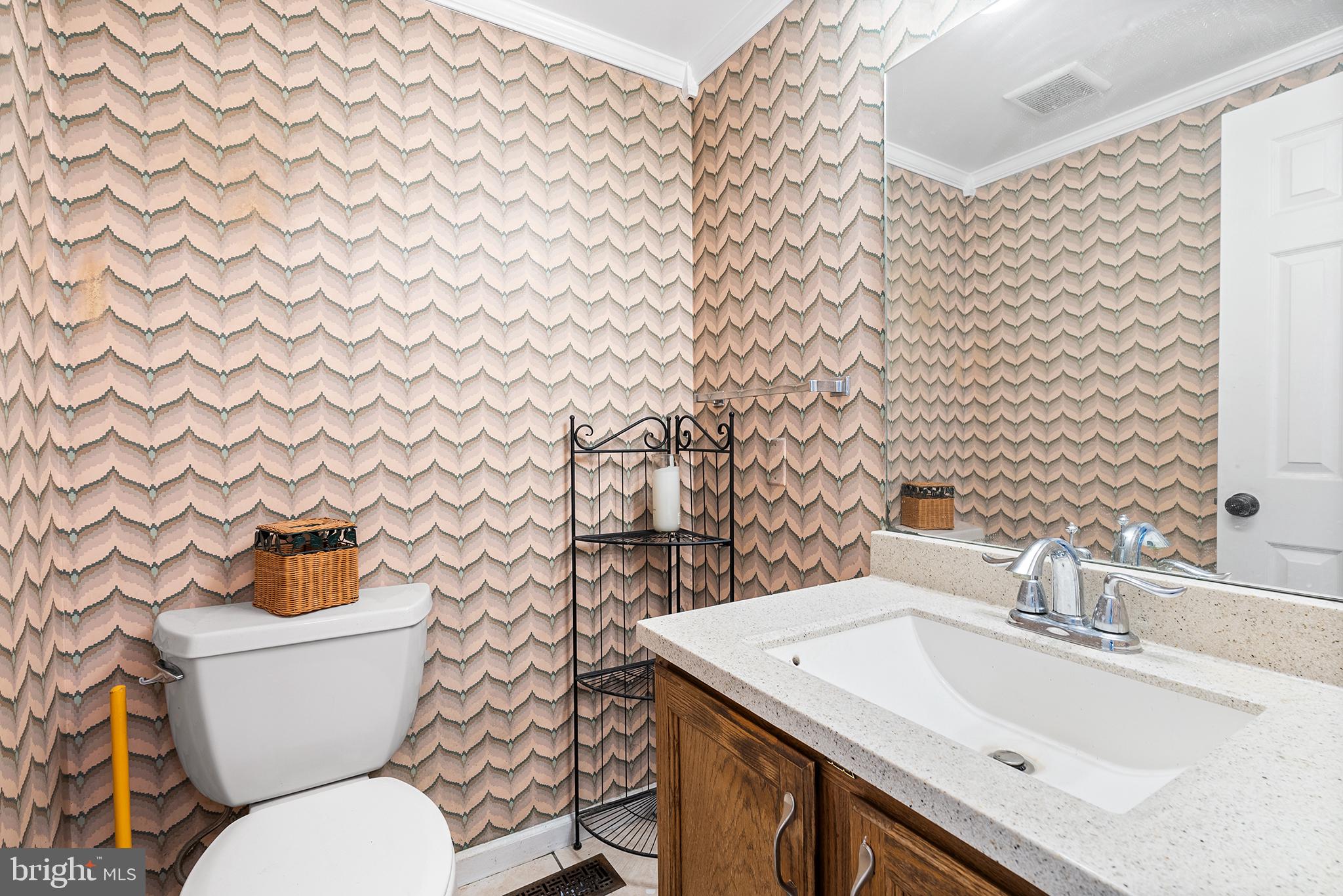 2049 E Wellington Rd