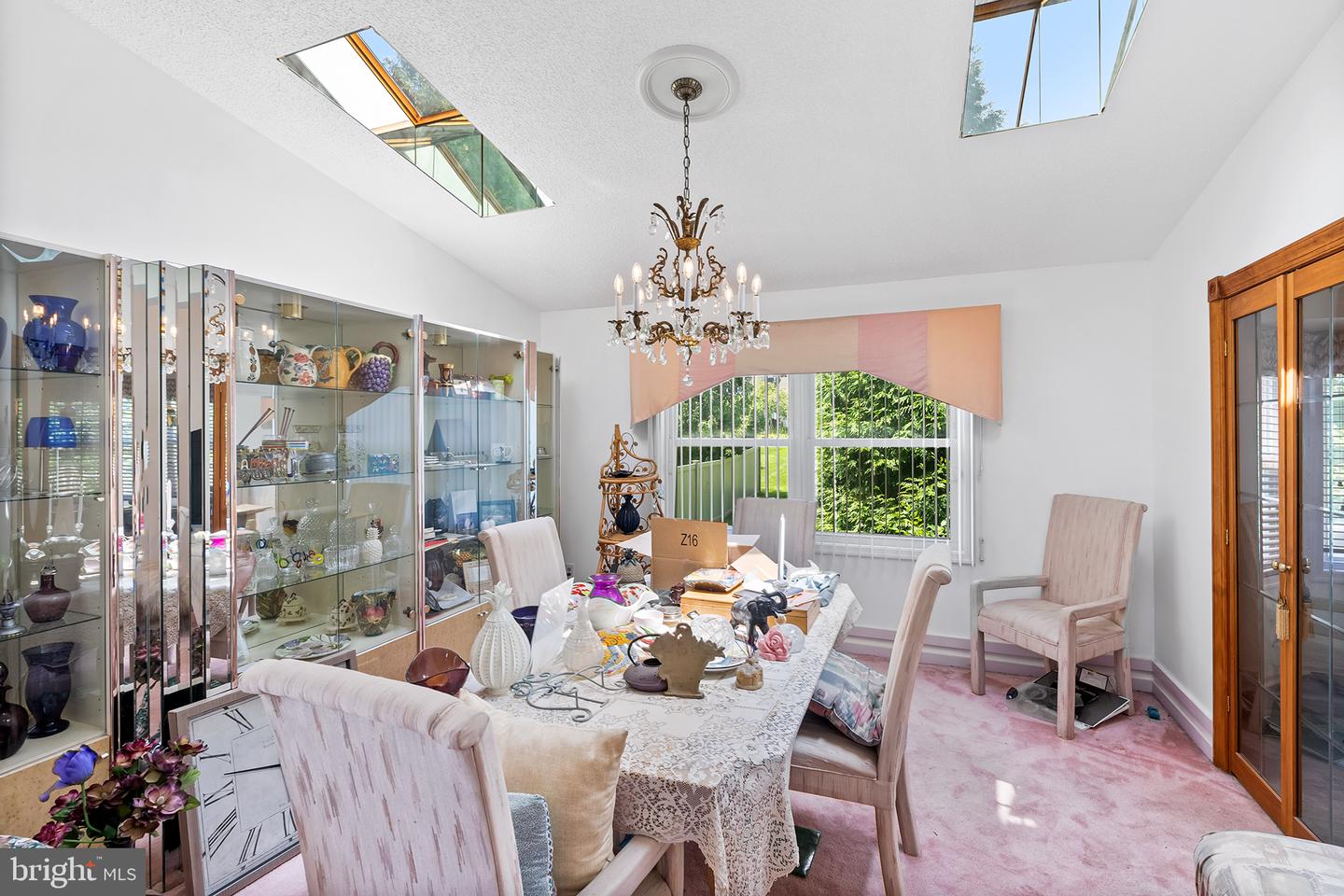 2049 E Wellington Rd