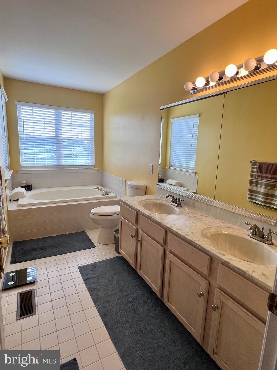 1108 Bridle Path Dr
