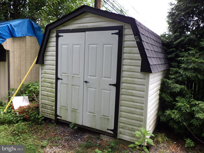 16 Gable Hill Rd