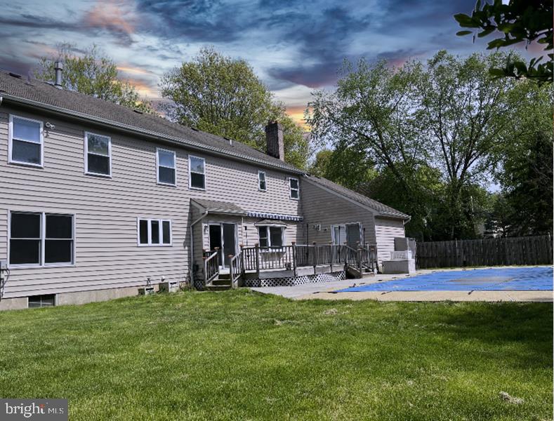 1475 Greenmeadows Rd
