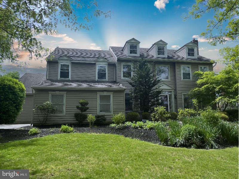 1475 Greenmeadows Rd
