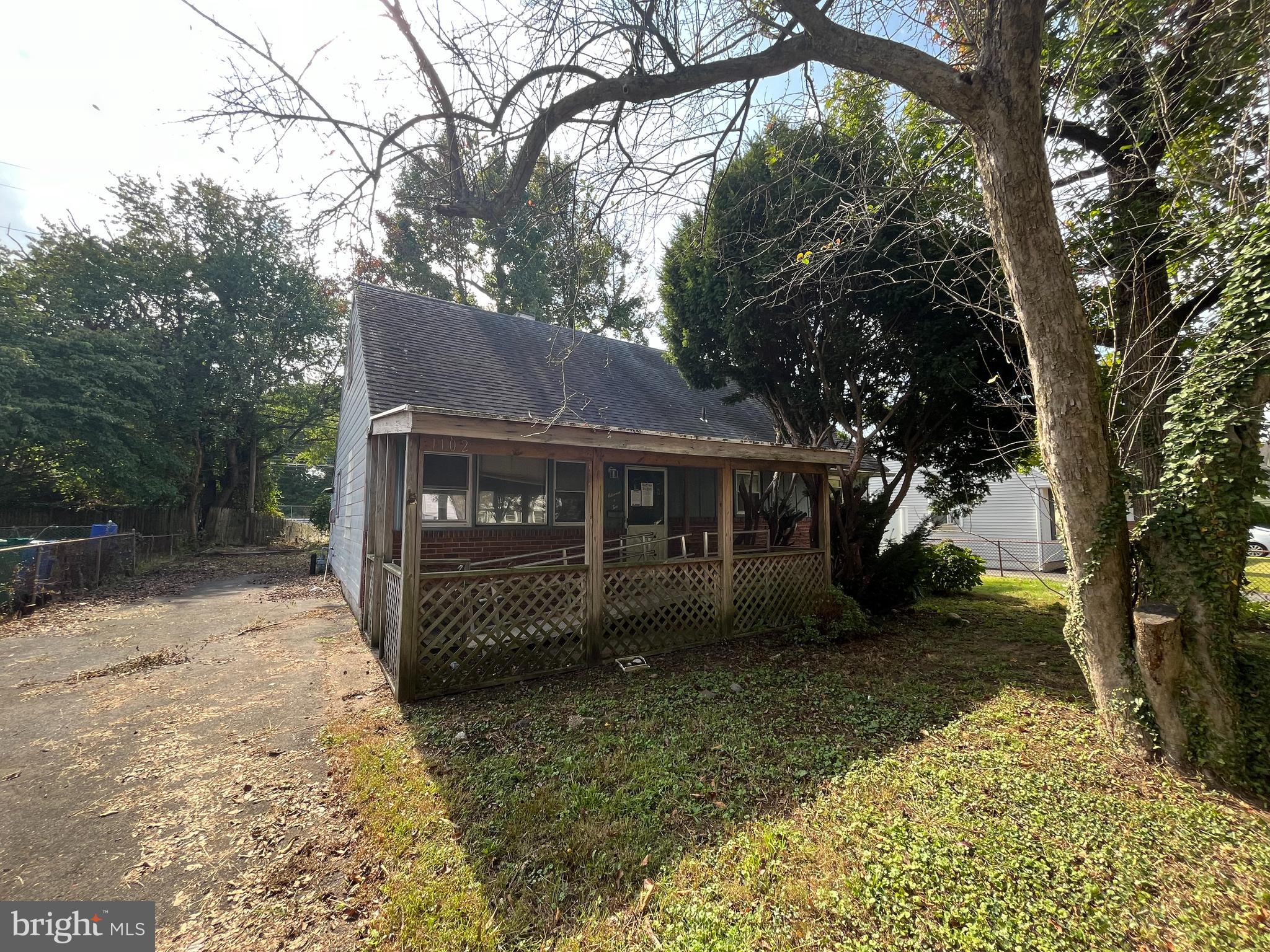 1102 Nancy Dr