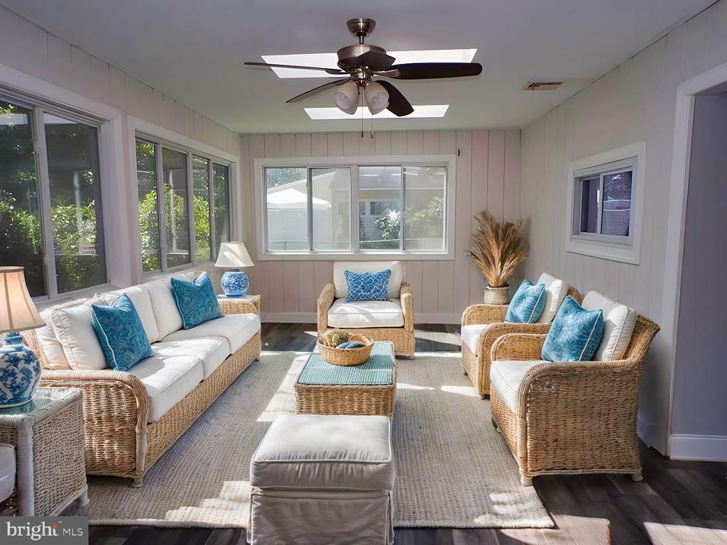 333 Thornridge Dr