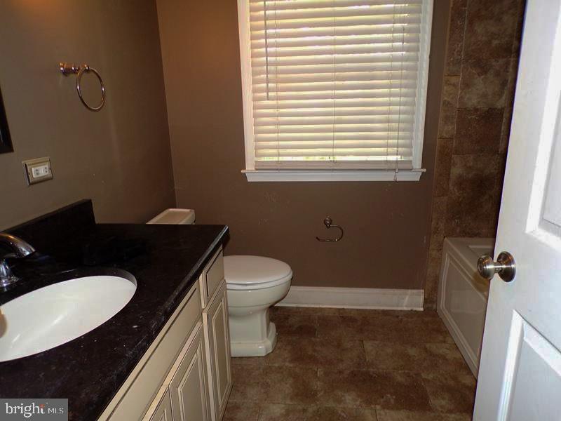 333 Thornridge Dr