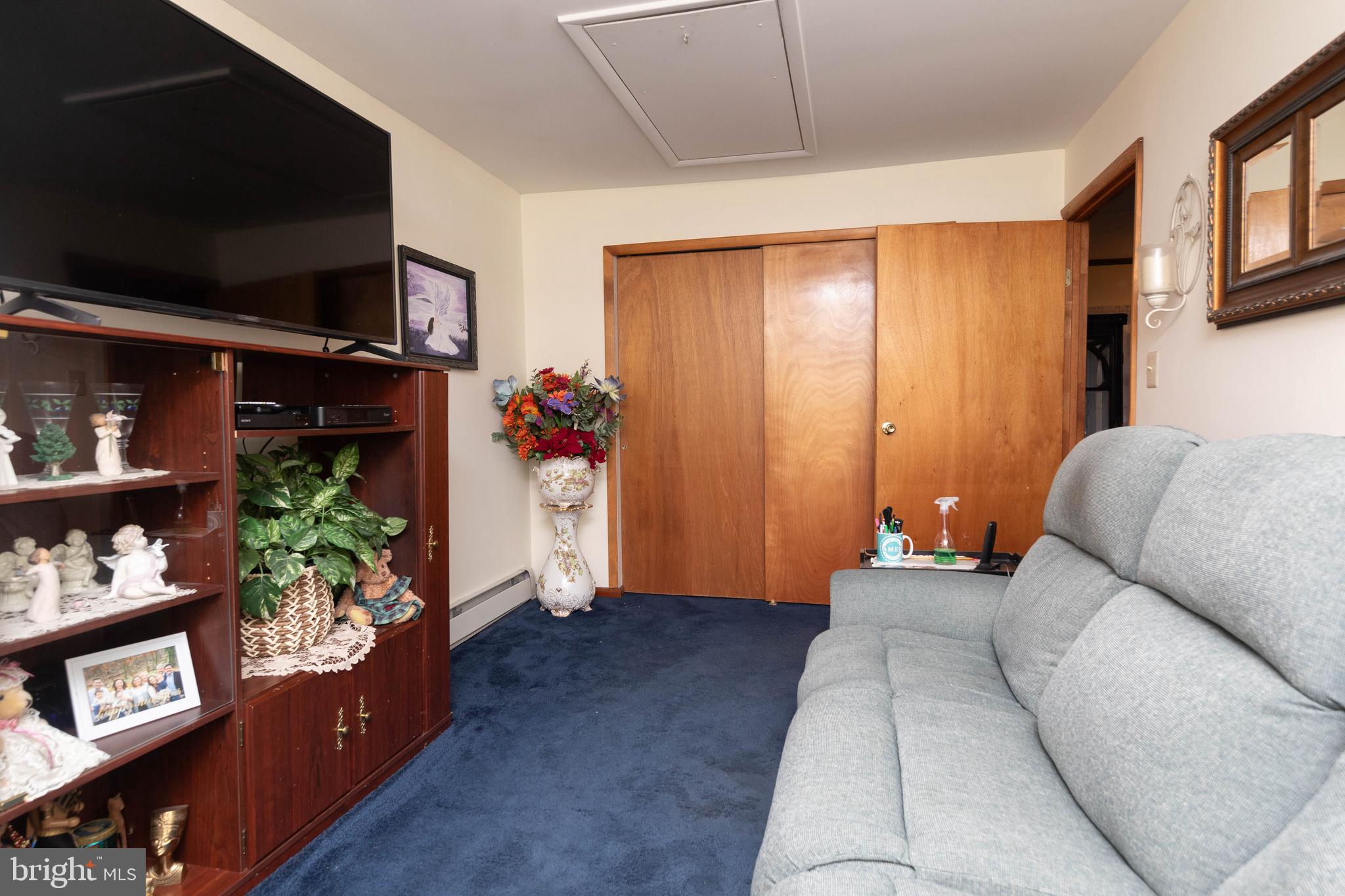 1031 Jeffrey Dr