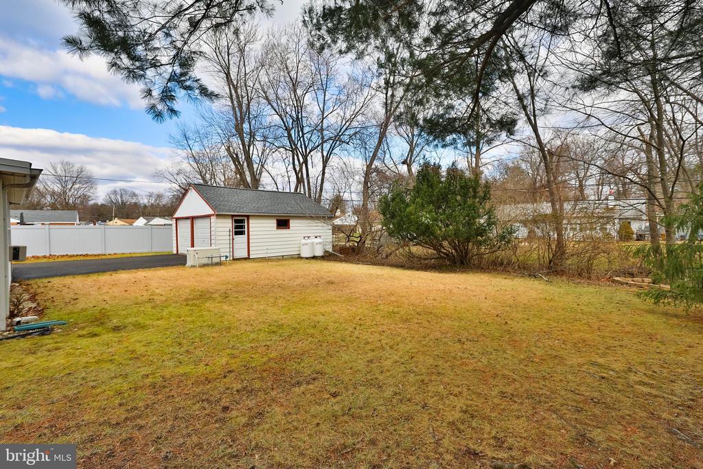 1031 Jeffrey Dr
