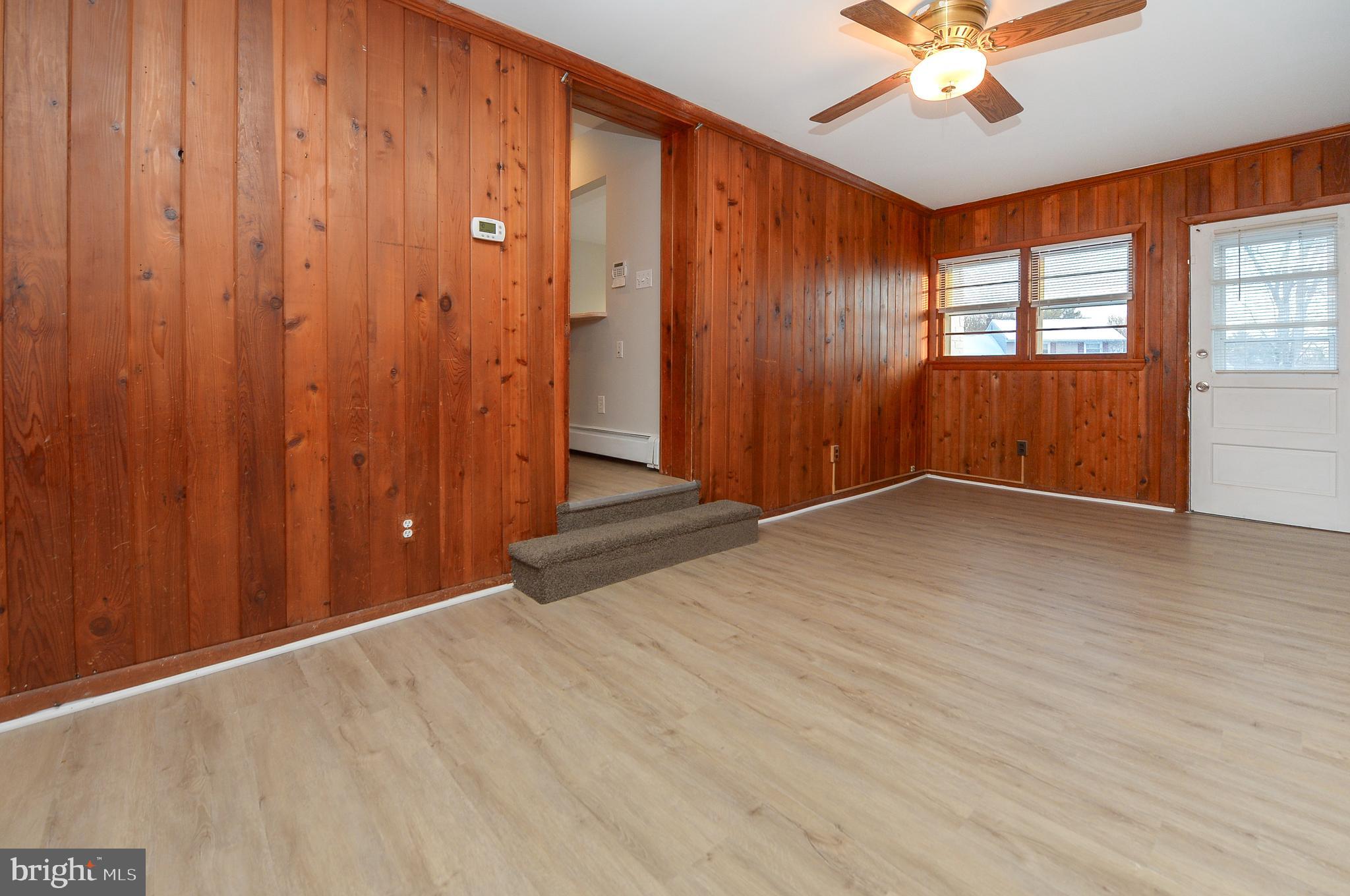 11 Concord Ln