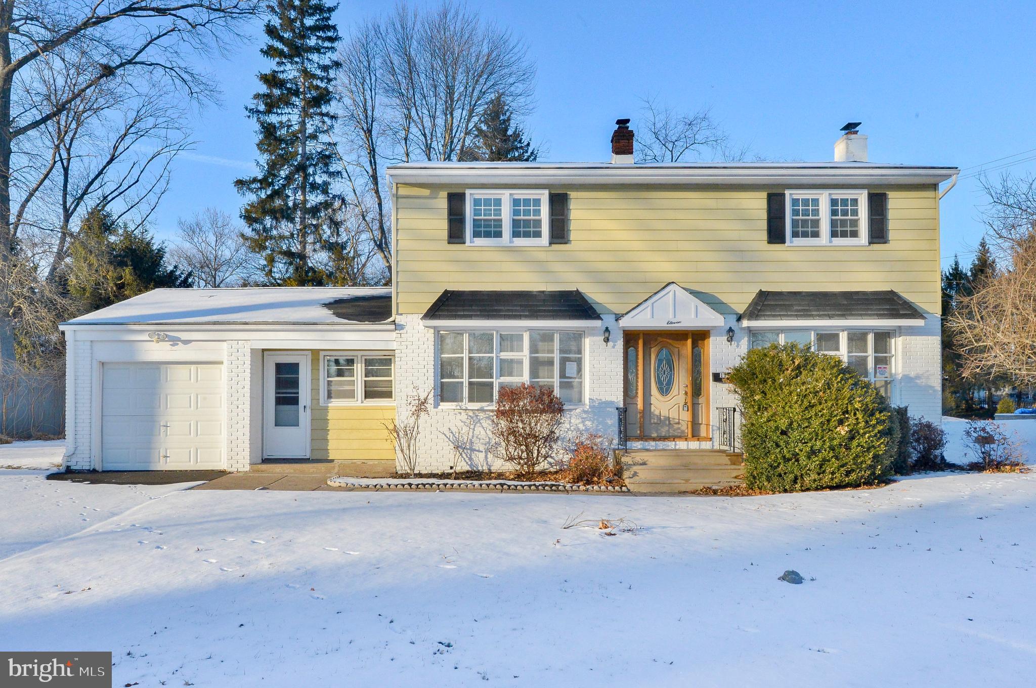 11 Concord Ln