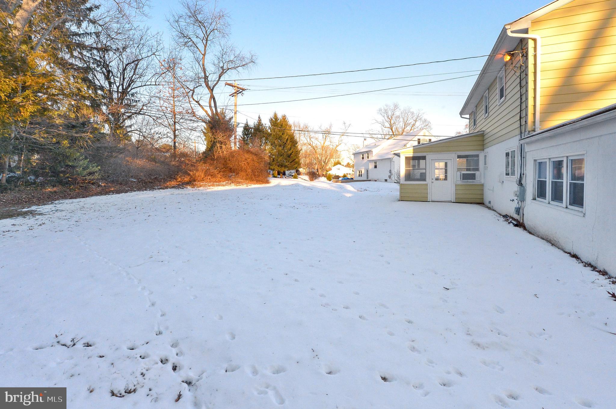 11 Concord Ln