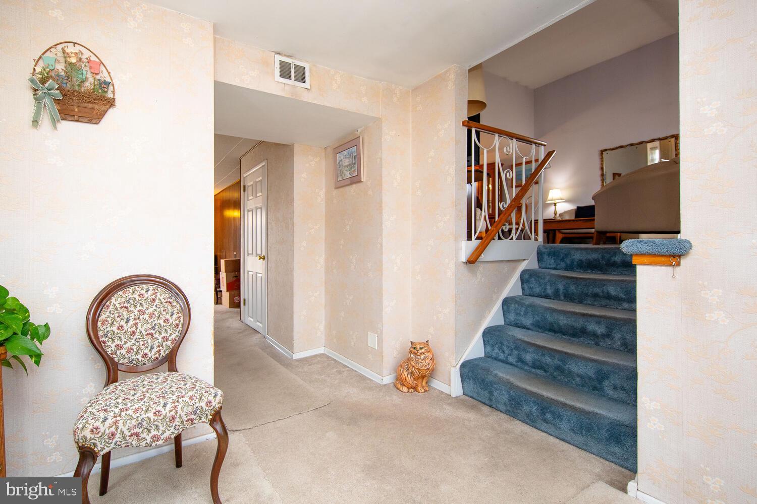 668 Cheryl Dr