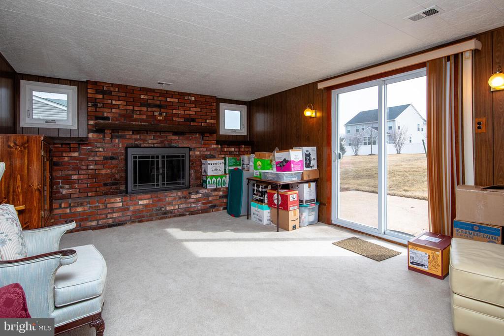 668 Cheryl Dr