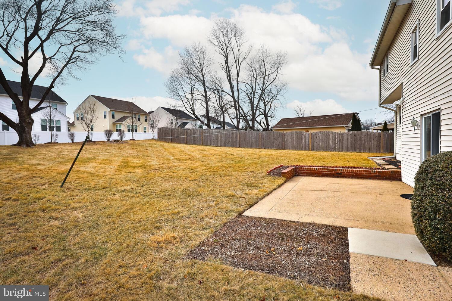 668 Cheryl Dr