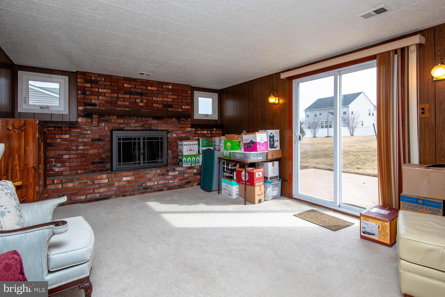 668 Cheryl Dr