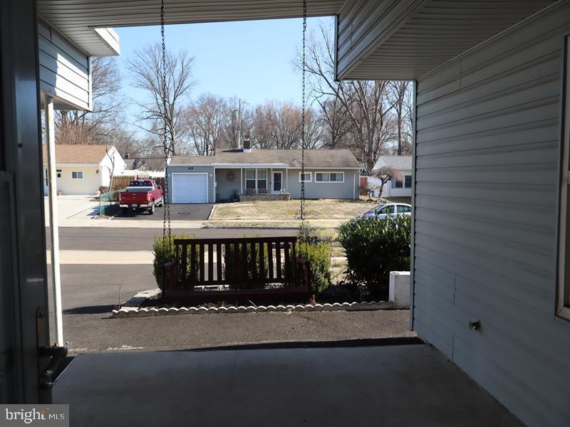 69 Tulip Ln