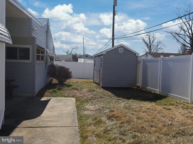 69 Tulip Ln