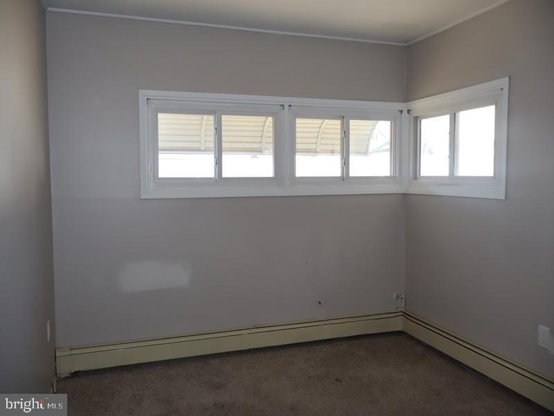 69 Tulip Ln