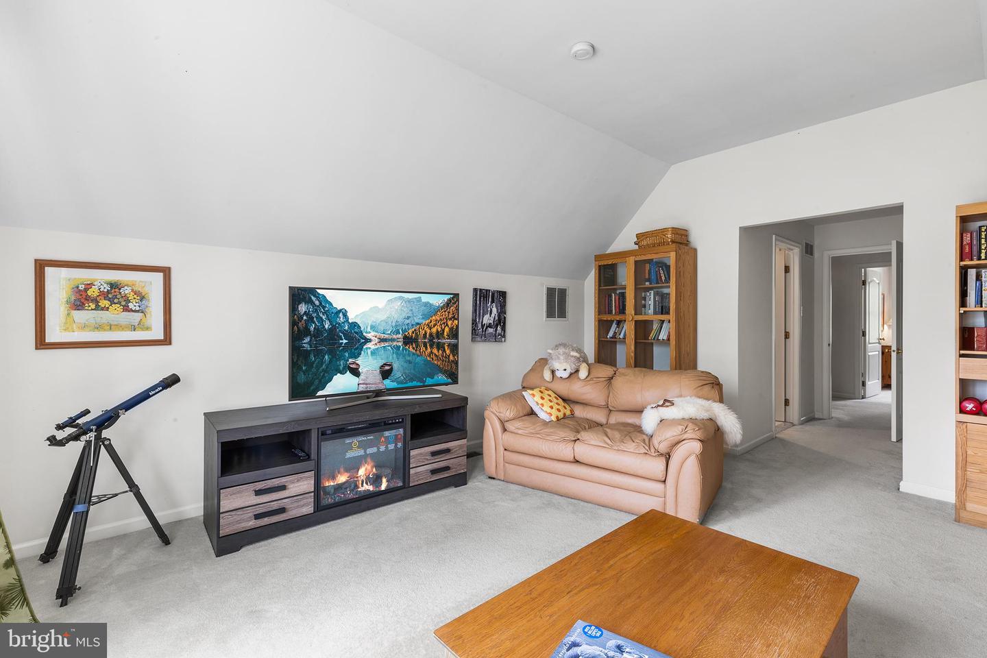 19 Saratoga Ct