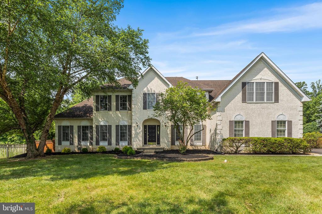 19 Saratoga Ct
