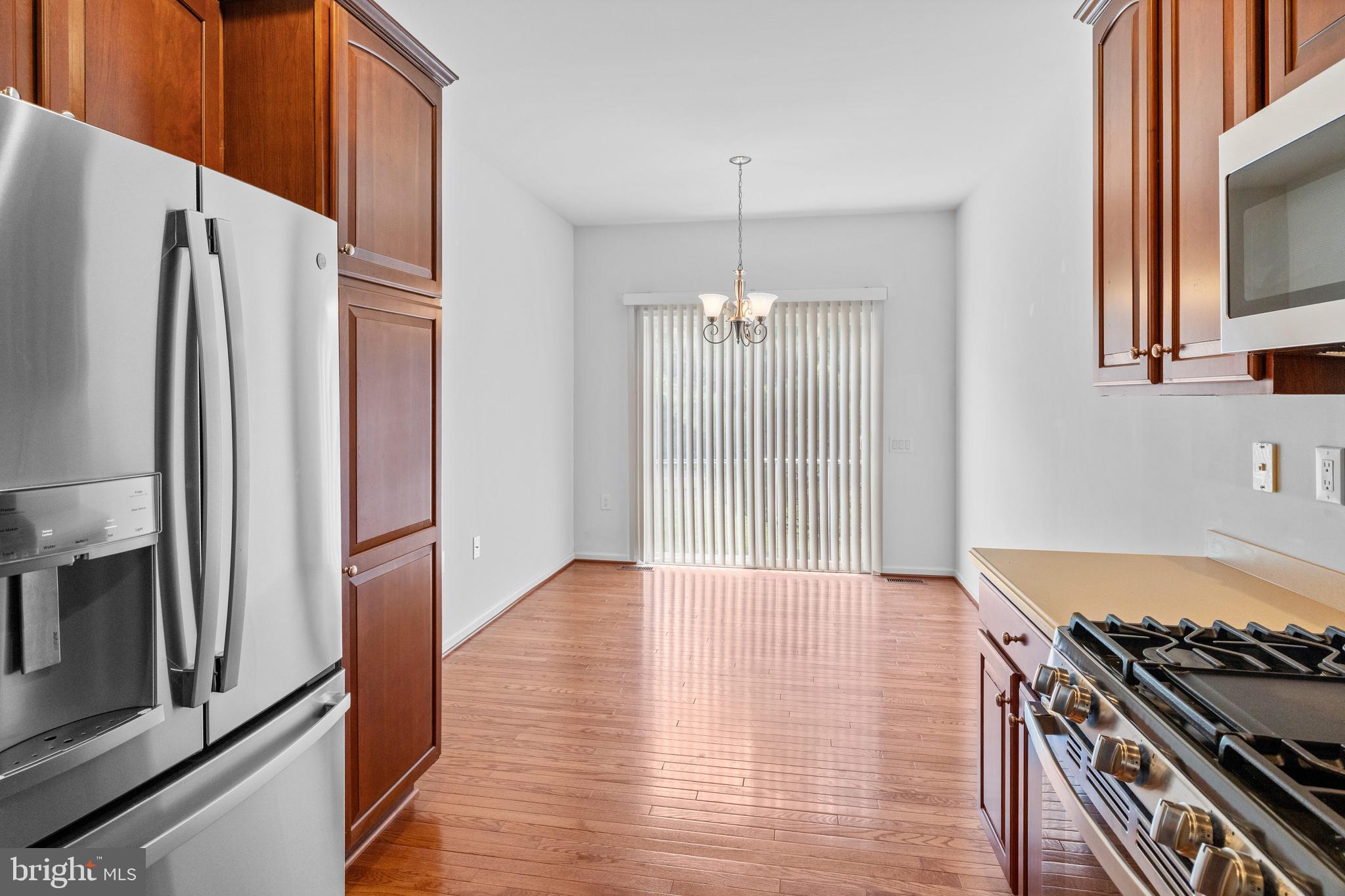 815 Geranium Dr