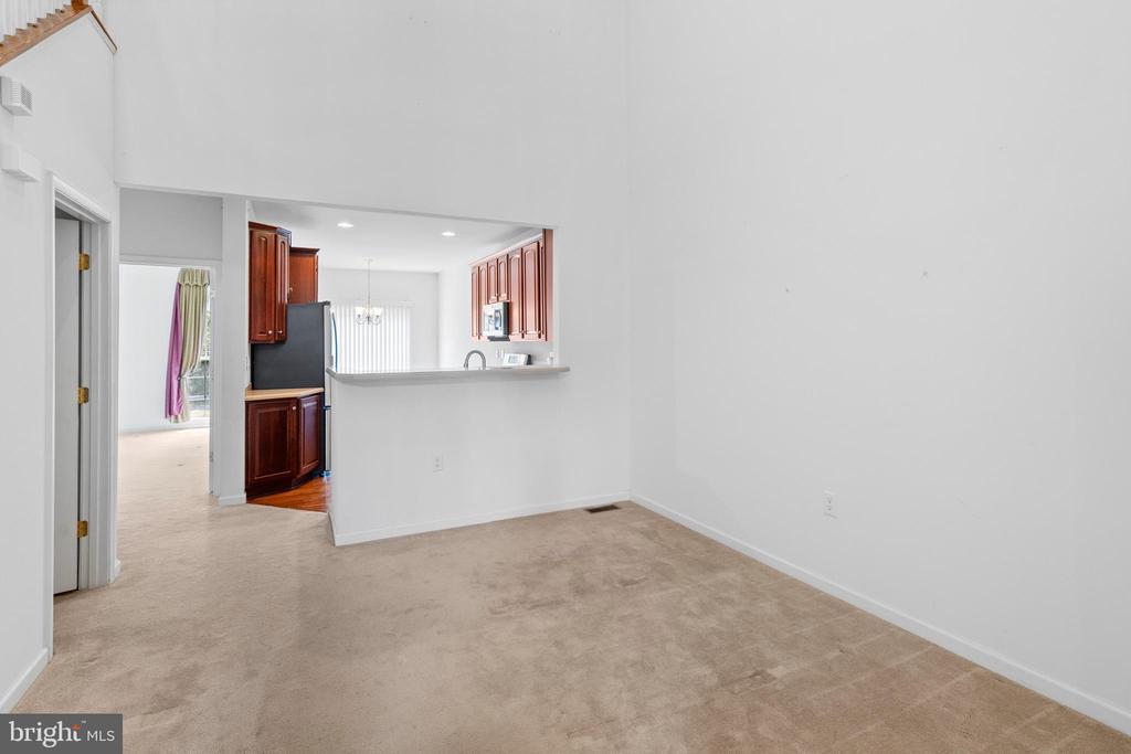 815 Geranium Dr