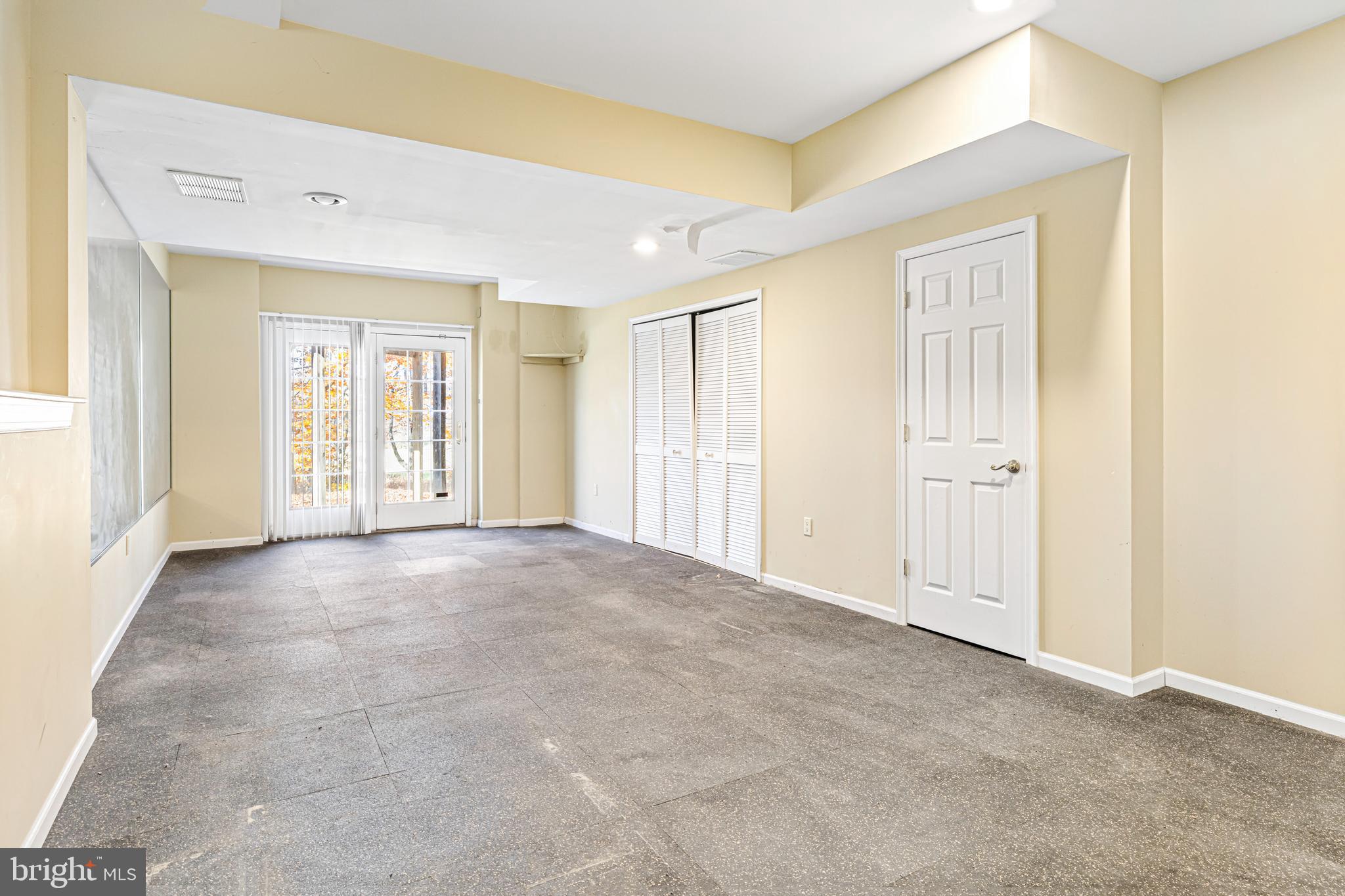 3772 POWDER HORN DRIVE