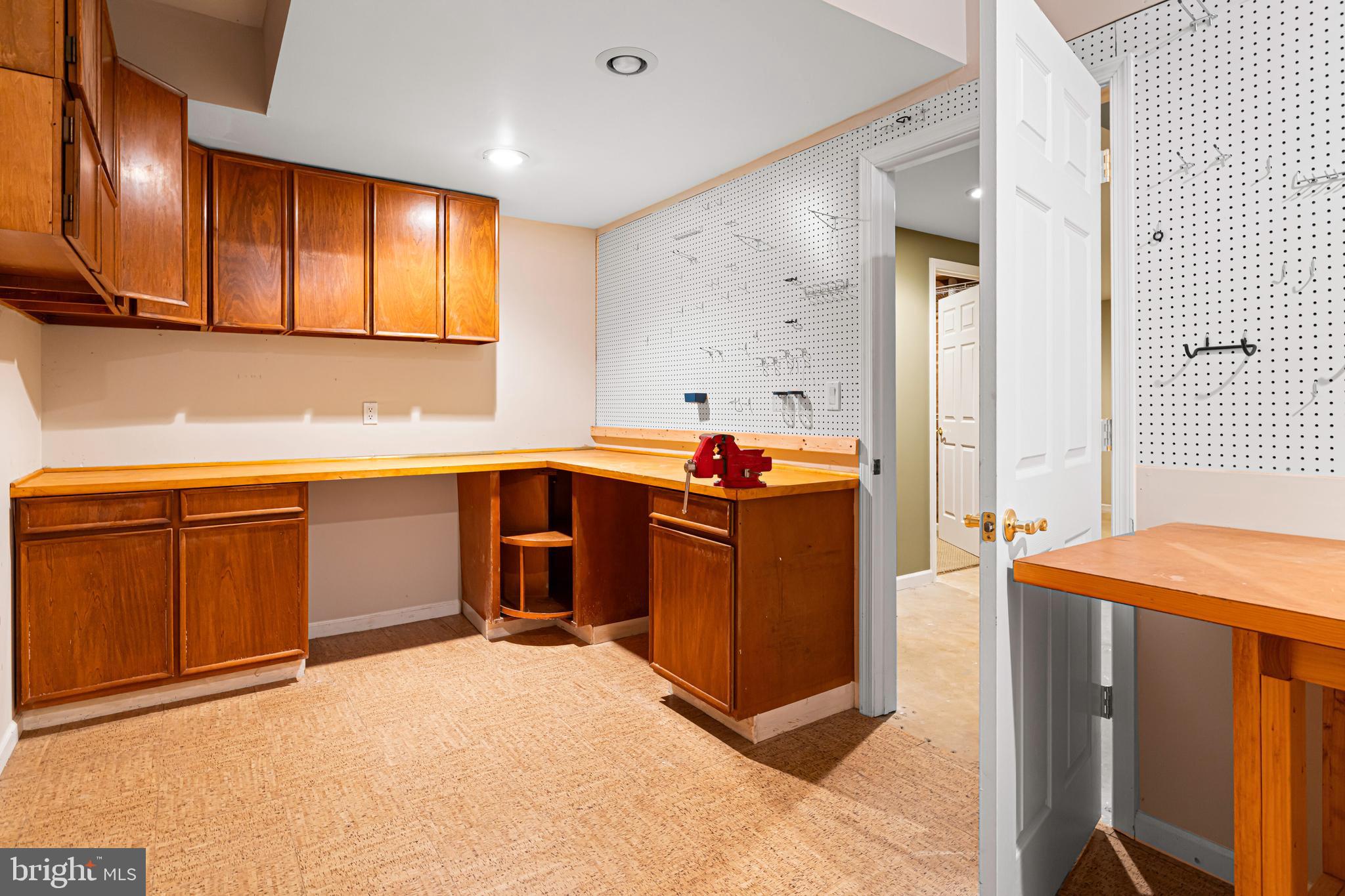 3772 POWDER HORN DRIVE