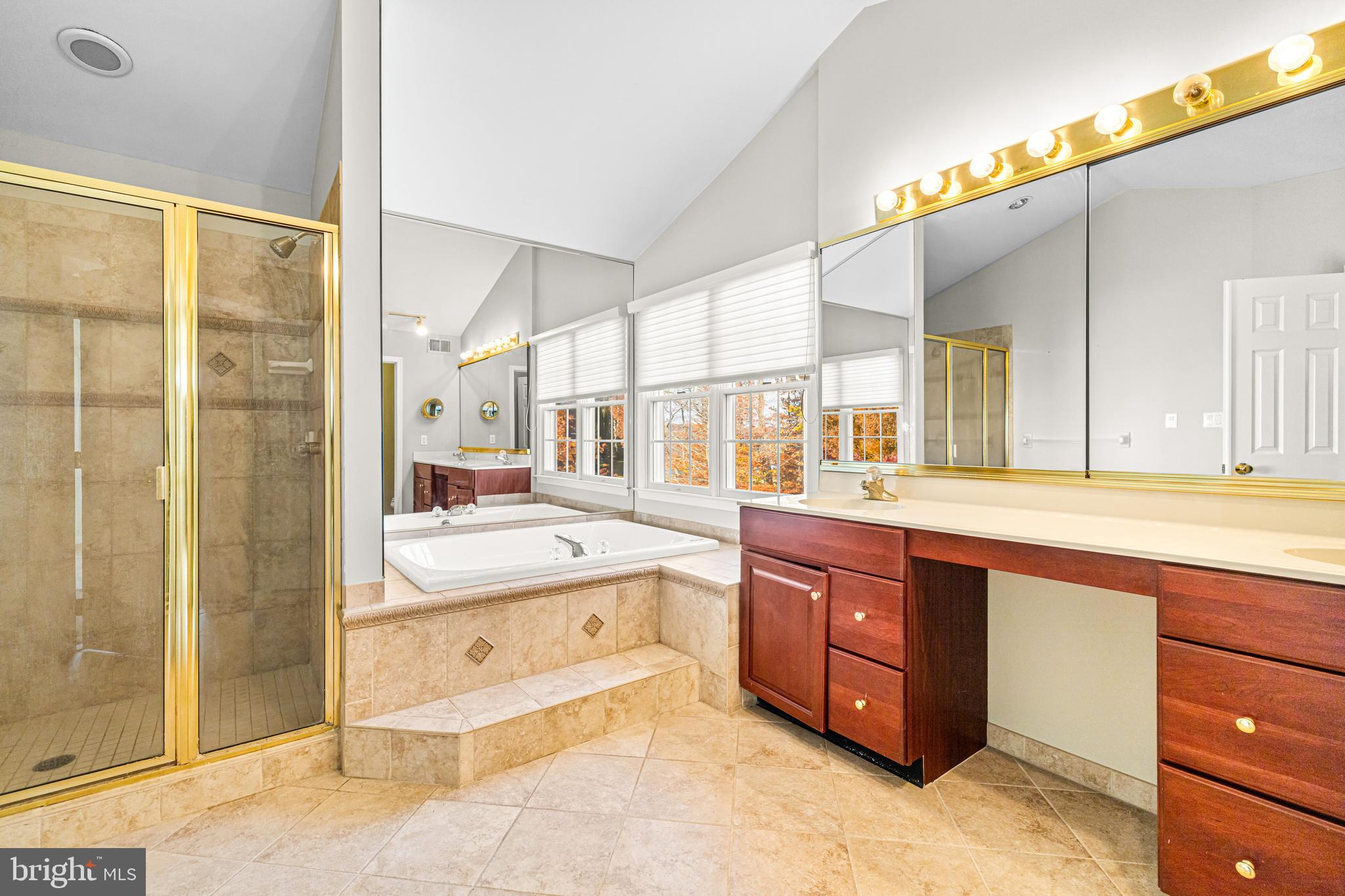 3772 POWDER HORN DRIVE