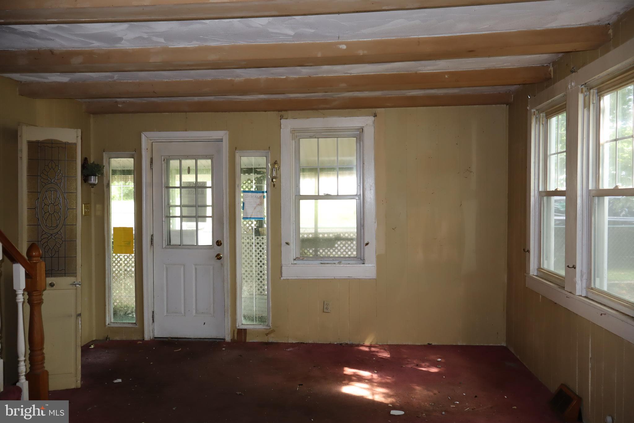 1524 HIGHLAND AVENUE