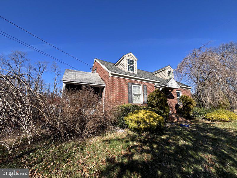 1820 HILLTOWN PIKE