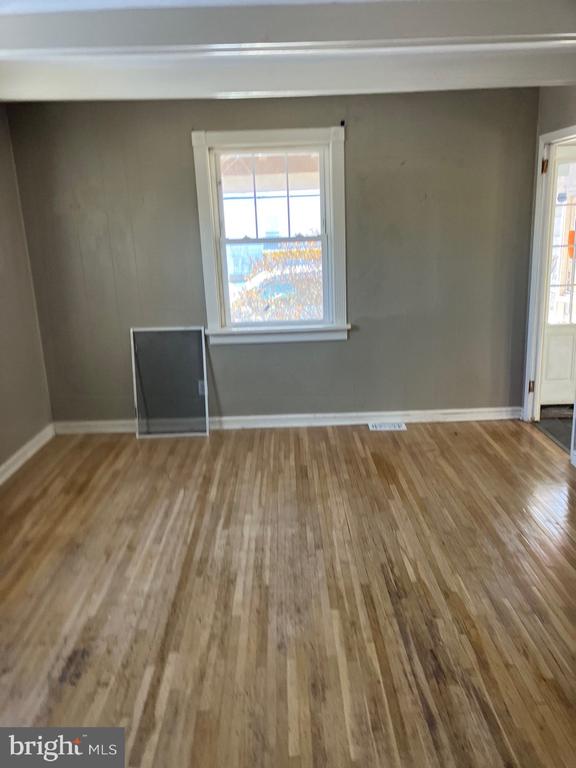 1820 HILLTOWN PIKE