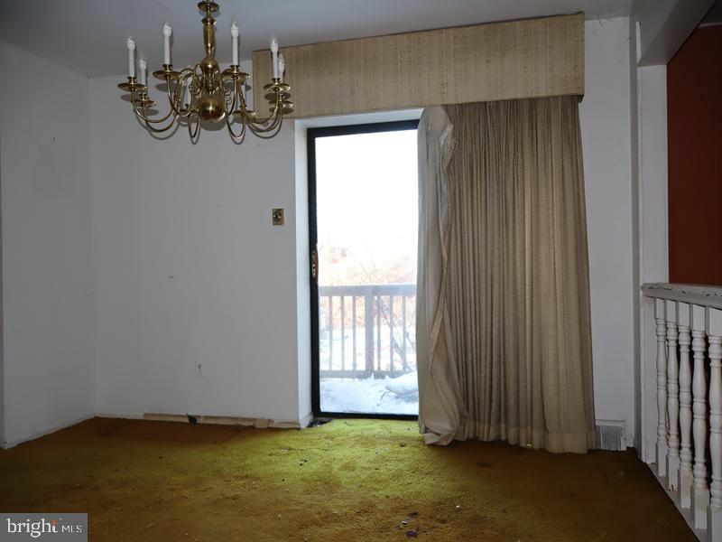 468 W STONEY HILL COURT W