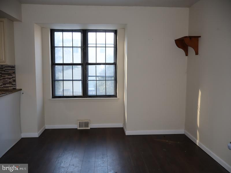 468 W STONEY HILL COURT W