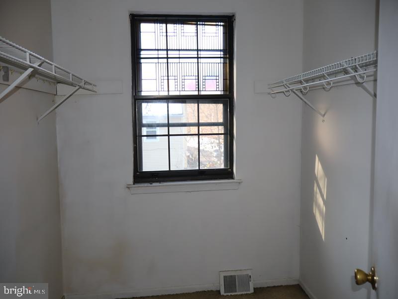 468 W STONEY HILL COURT W