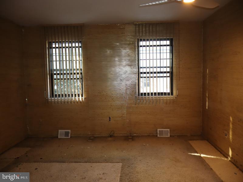 468 W STONEY HILL COURT W