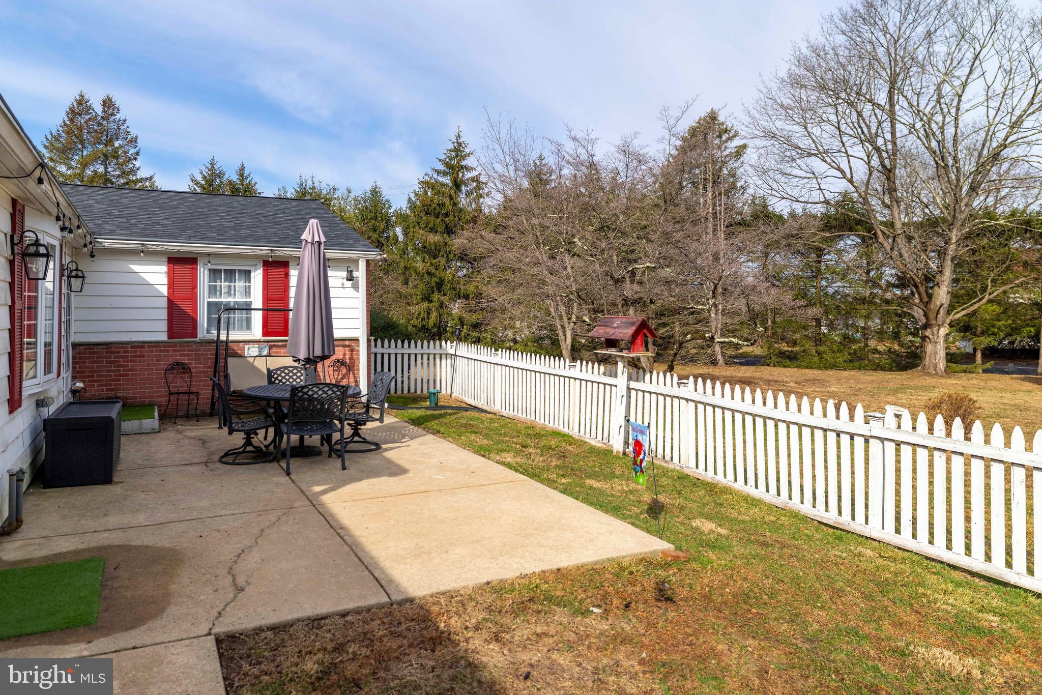 2091 MEETINGHOUSE ROAD