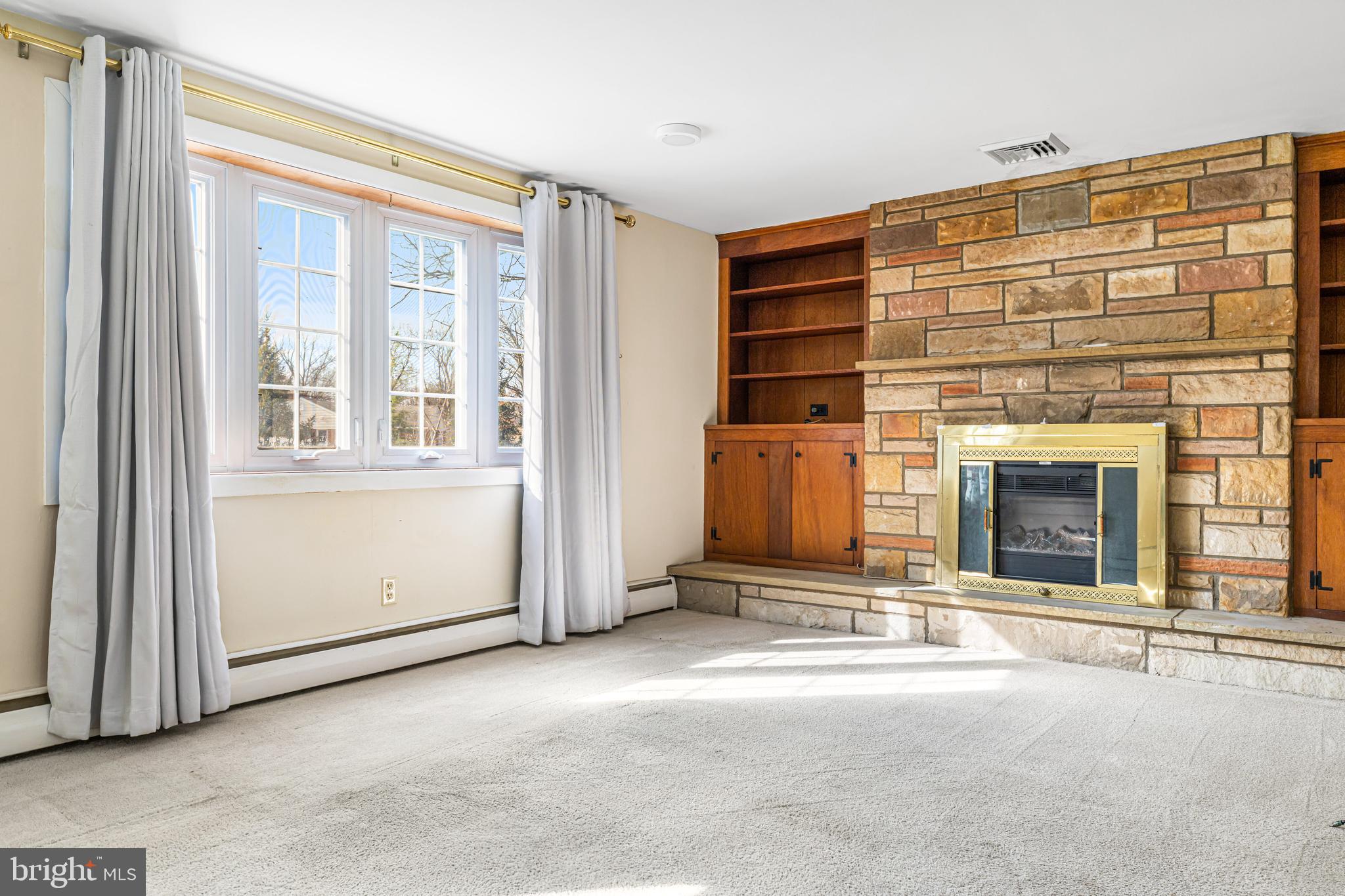 2091 MEETINGHOUSE ROAD