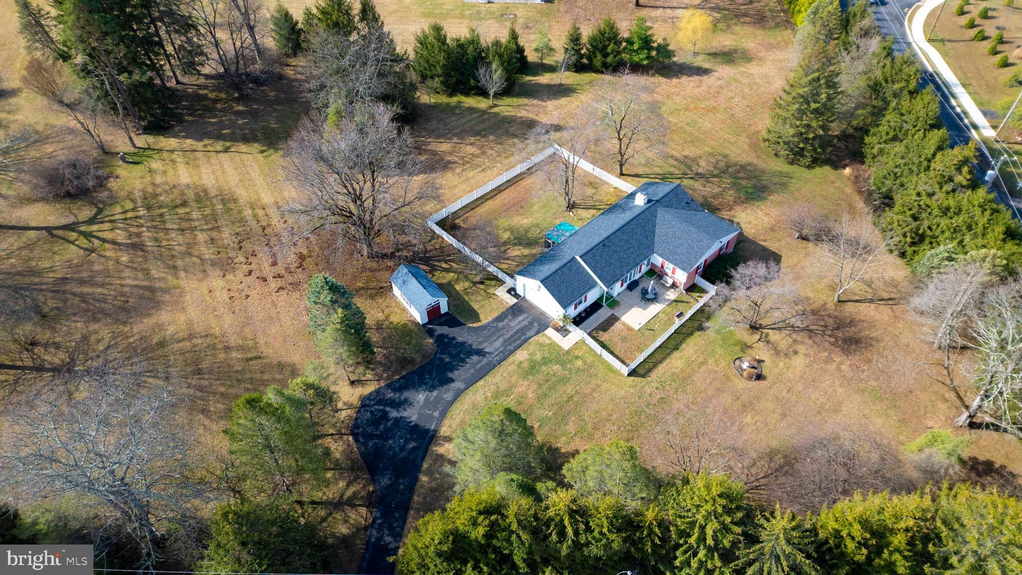 2091 MEETINGHOUSE ROAD