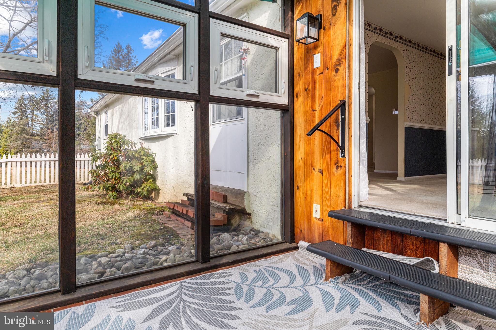 2091 MEETINGHOUSE ROAD