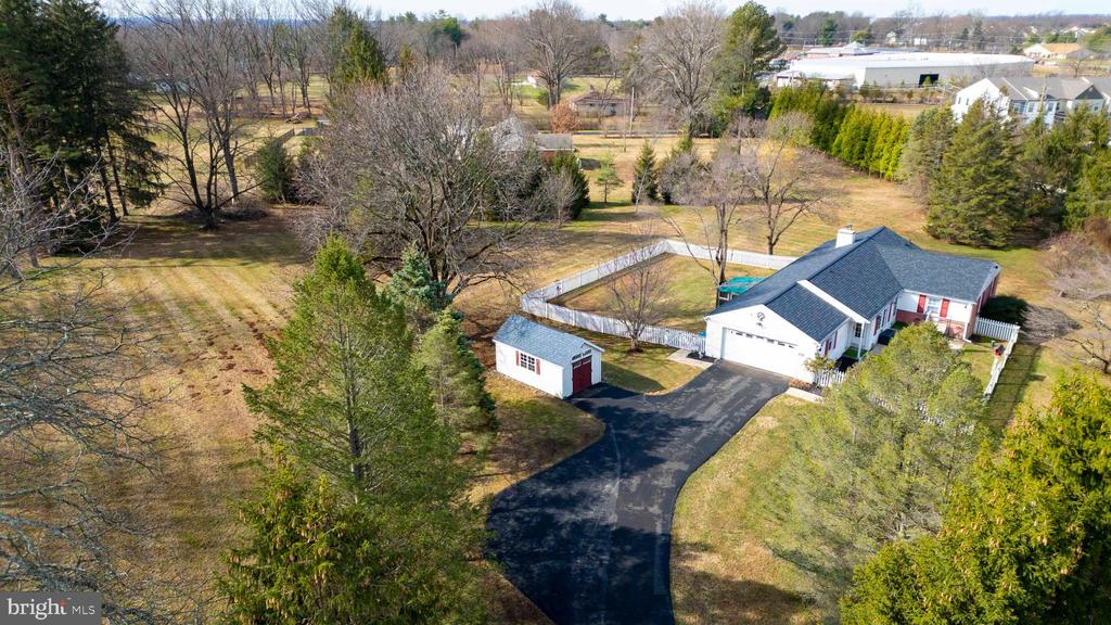 2091 MEETINGHOUSE ROAD