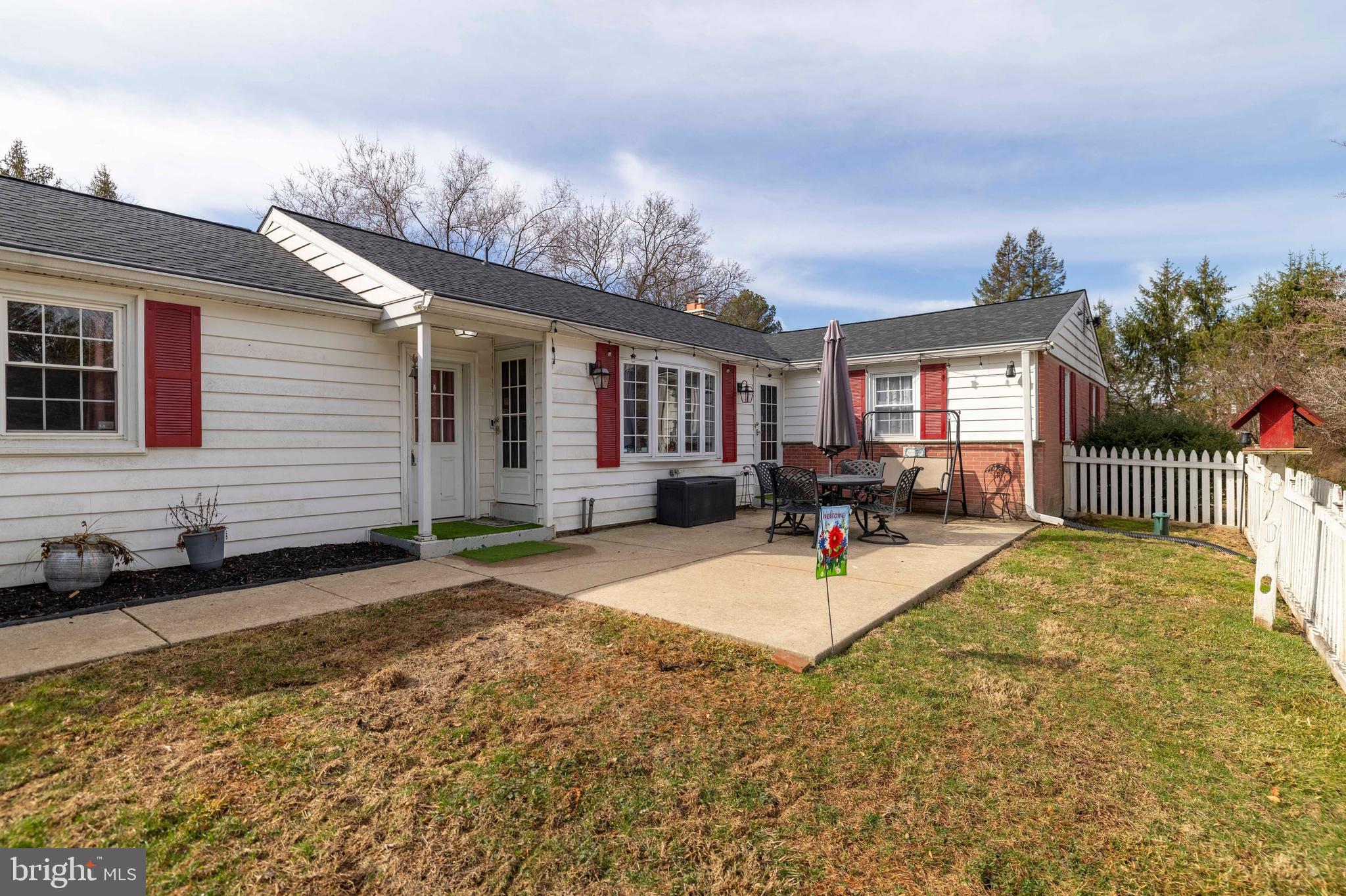2091 MEETINGHOUSE ROAD