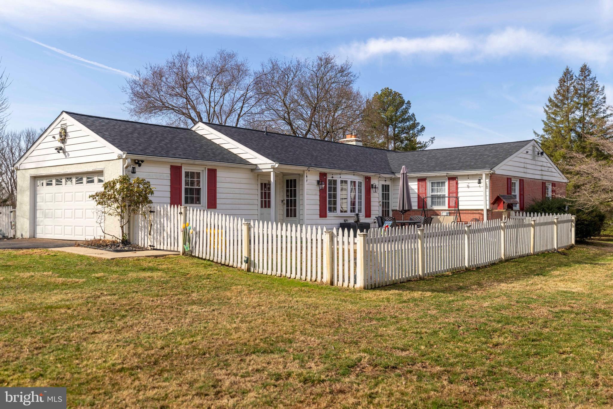 2091 MEETINGHOUSE ROAD