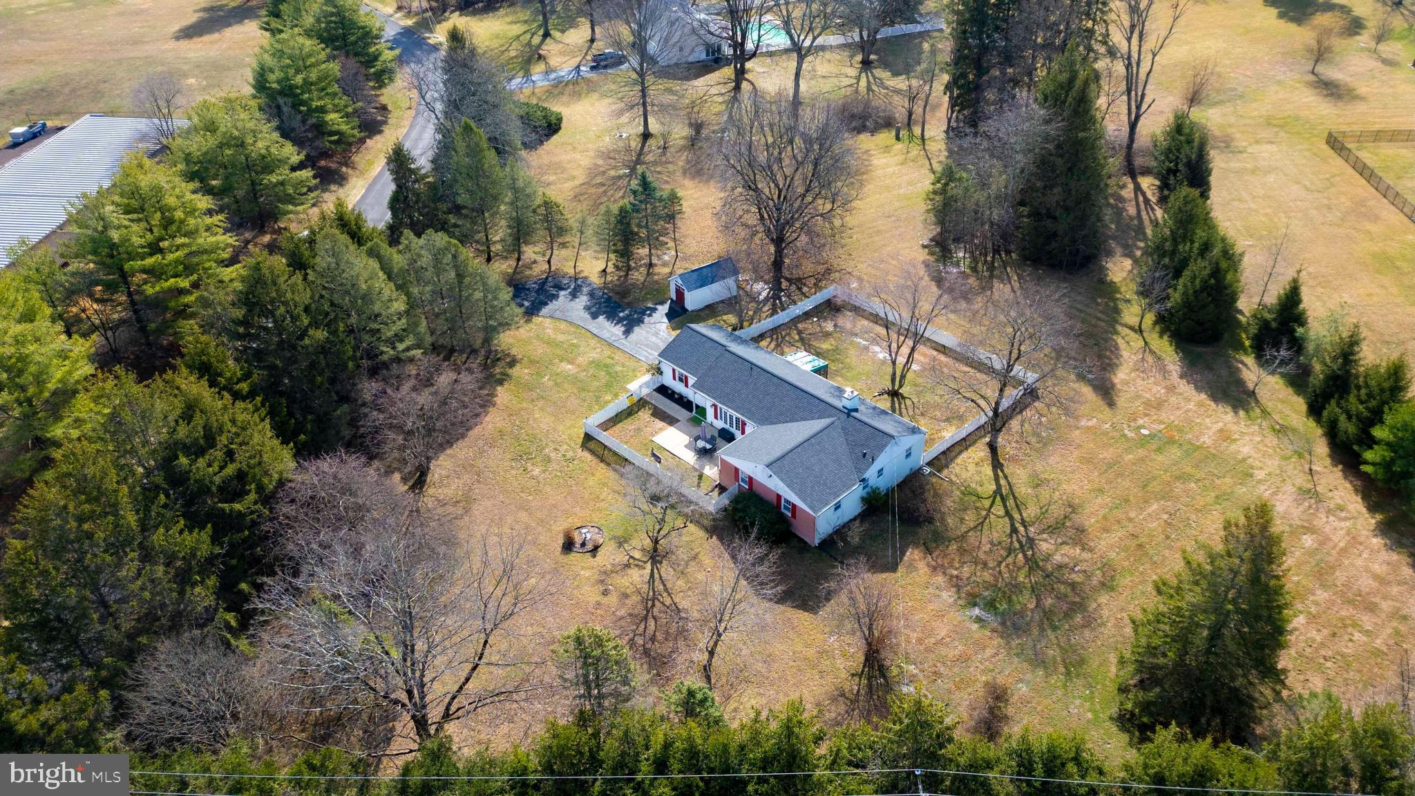 2091 MEETINGHOUSE ROAD