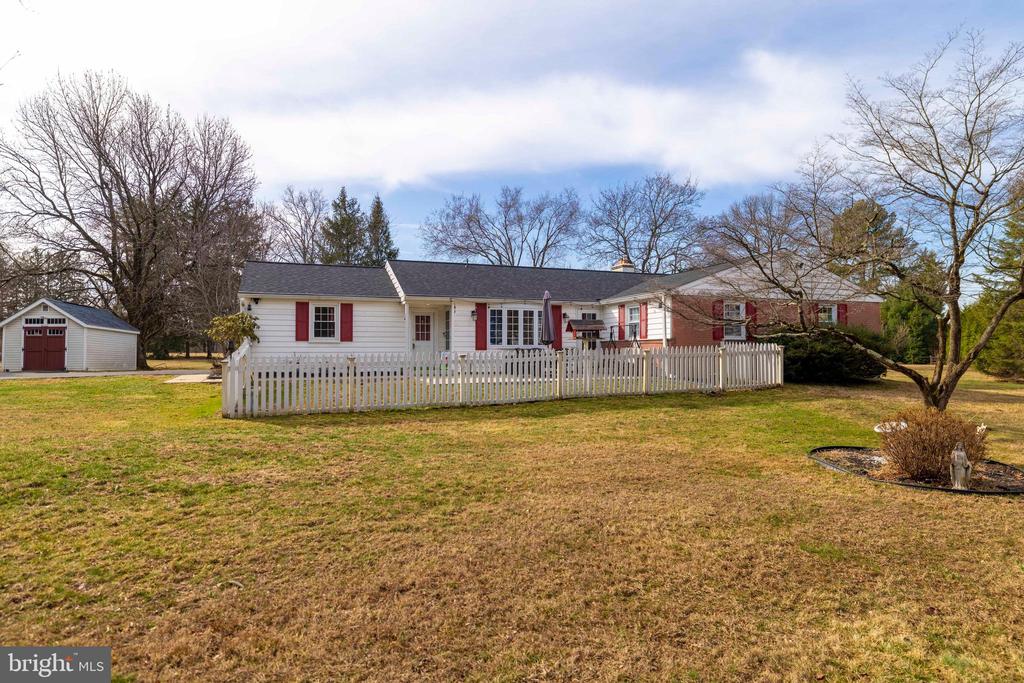 2091 MEETINGHOUSE ROAD