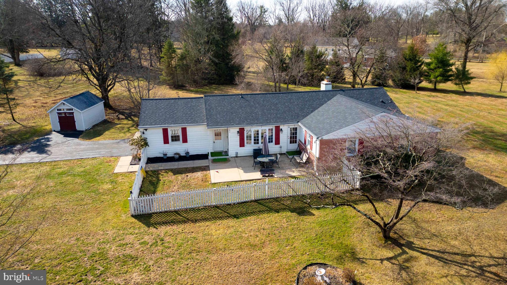 2091 MEETINGHOUSE ROAD