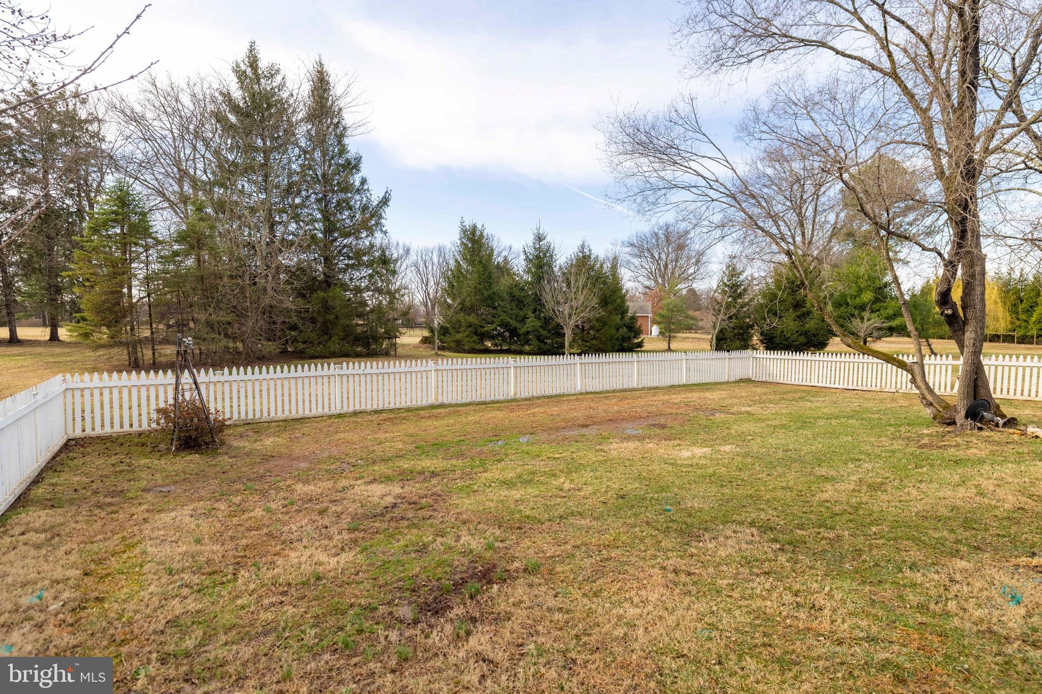 2091 MEETINGHOUSE ROAD