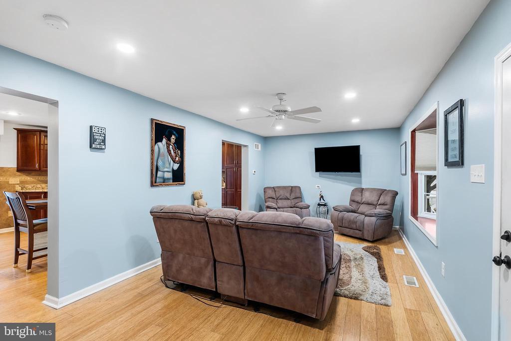 541 STANFORD ROAD